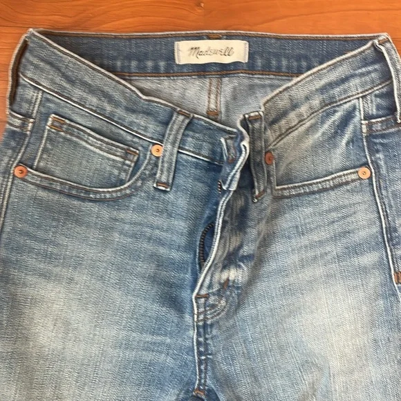 Madewell ripped skinny high rise jeans - Picture 2 of 3